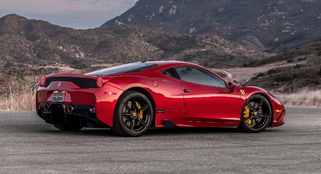 Proposta da AddArmor. E, porque não, um Ferrari 458 Speciale... blindado?