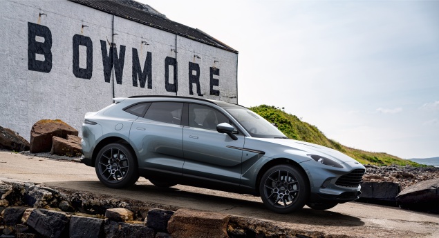 Apenas 18 unidades. Aston Martin lança edição limitada DBX Bowmore