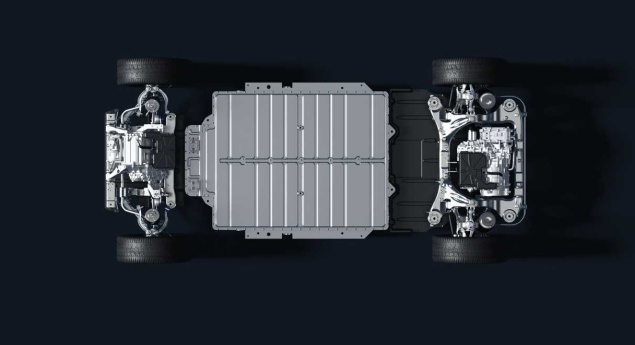 Estreia com o ET7. NIO vai introduzir baterias sólidas de 150 kWh em 2022