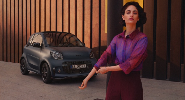 Também em Portugal. Smart lança série especial EQ fortwo coupé 'edition bluedawn'