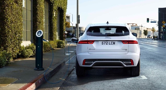 Jaguar E-Pace: Nunca um SUV compacto foi tão grande... e amigo do Ambiente!