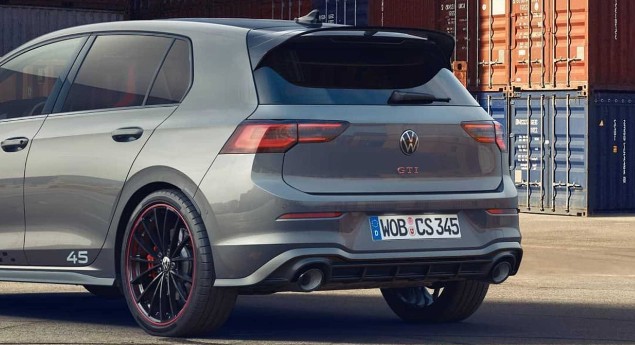 Edição de aniversário. Volkswagen prepara Golf GTI '45 Edition'