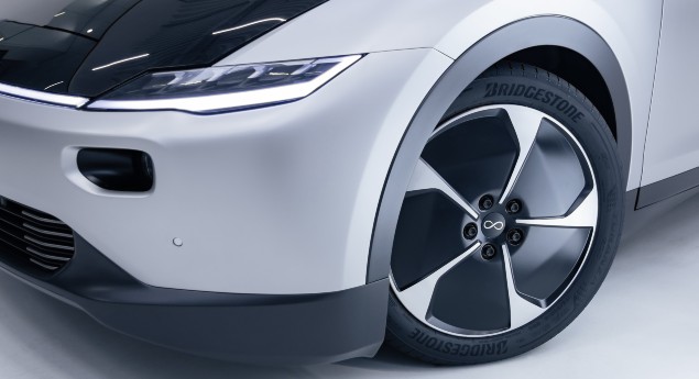 Bridgestone e Lightyear preparam primeiro EV solar de longo alcance do mundo