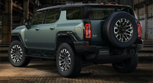 Agora apenas elétrico. GMC apresenta versão SUV do Hummer EV