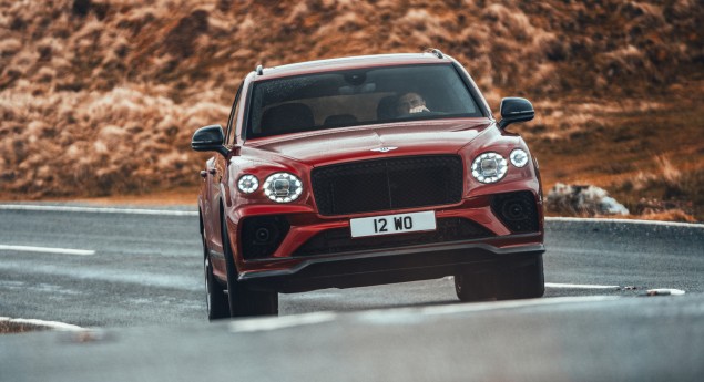 Bentayga S. Bentley apresenta o mais desportivo dos Bentayga