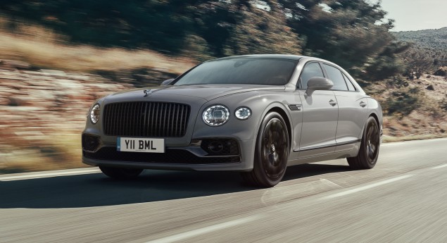 Mais conforto e equipamento. Bentley apresenta atualização do Flying Spur