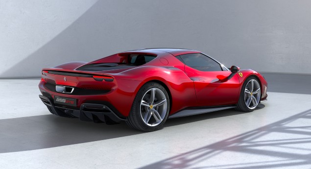 Mistério desvendado. Novo Ferrari 296 GTB é um V6 híbrido com 830 cv