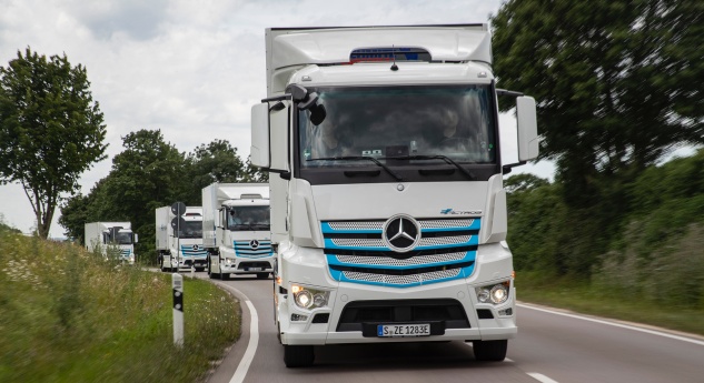 Versão de produção do Mercedes-Benz eActros apresentada no final de junho