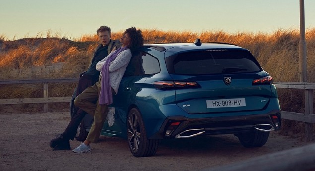 Com motorizações PHEV e mais sex-appeal. Peugeot apresenta a nova 308 SW