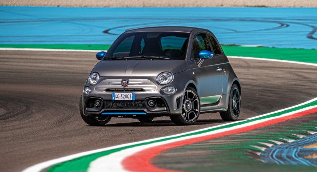 "Será fantástico!", diz CEO. Abarth prepara versão do 500e para 2024