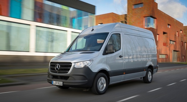 Mercedes-Benz Sprinter recebe motor diesel de 2,0 litros