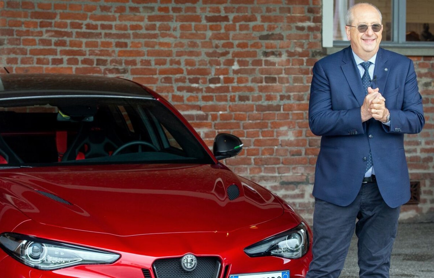 Imparato tem problema para resolver: o primeiro superdesportivo da Alfa Romeo já está praticamente esgotado... isto apesar de ainda não ter produção aprovada!