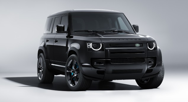 Apenas 300 unidades. Land Rover Defender ganha Bond Edition