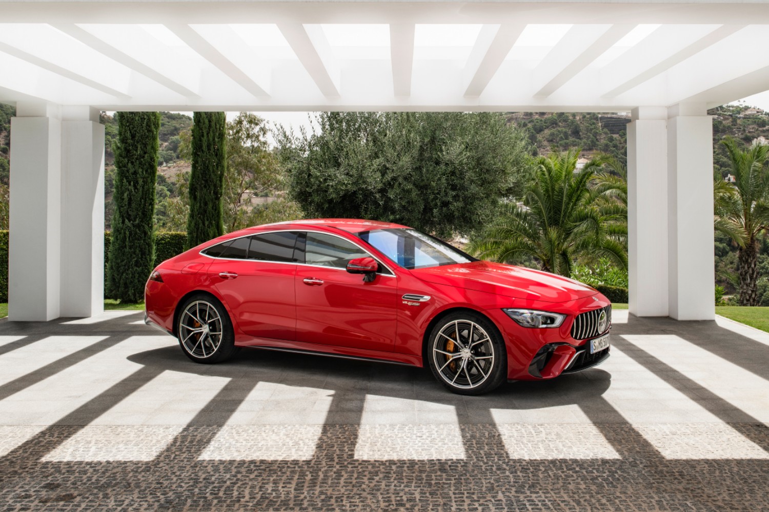 Mercedes-AMG GT 63 S E Performance