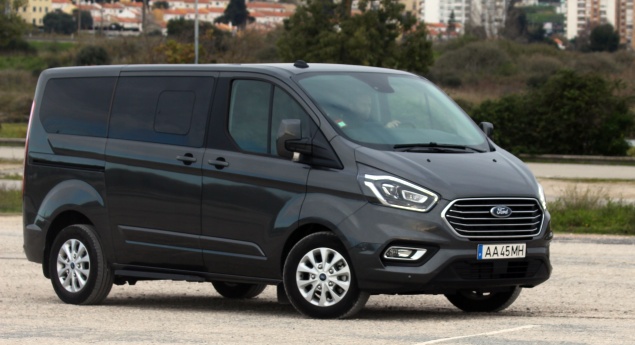 Ford Tourneo Custom PHEV Titanium: Eletrificação engenhosa