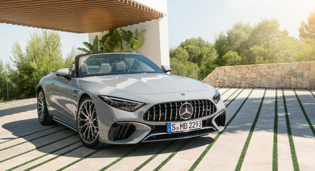 Com capota de lona, V8 e tracção integral. Mercedes apresenta o novo AMG SL