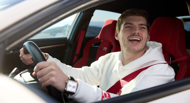 Procura carro? O Max Verstappen quer vender-lhe o seu Civic Type R!