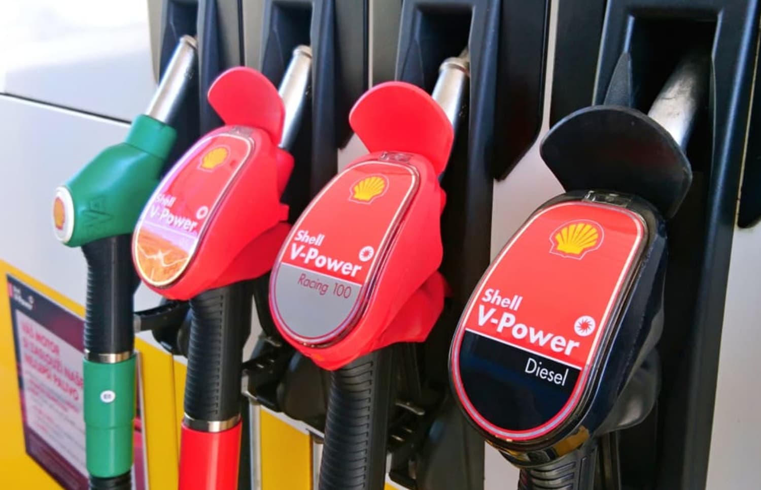 O Shell V-Power Diesel é uma das soluções de Diesel com componentes parafínicos já presentes no mercado