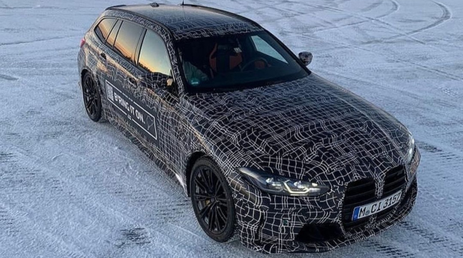 A futura BMW M3 Touring, ainda de camuflado. Poderá ser este o modelo a apresentar em Goodwood?...