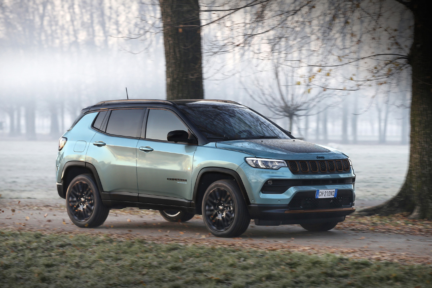 O Jeep Compass e-Hybrid conta com 1.5 Turbo de 130 cv, apoiado por motor elétrico