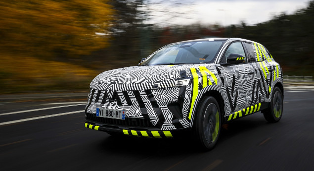 Esperado na Primavera. Renault desvenda mais aspectos e imagens do Austral