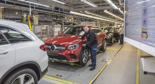 Mercedes vai recolher um milhão de automóveis