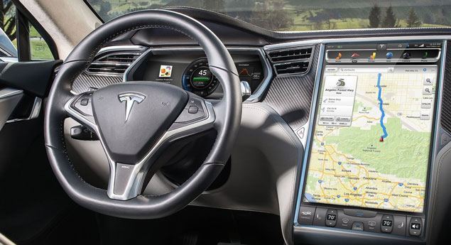 Tesla ilibada de acidente fatal com o Autopilot