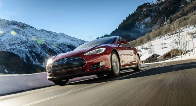 Tesla Model S assassinou o Phaeton