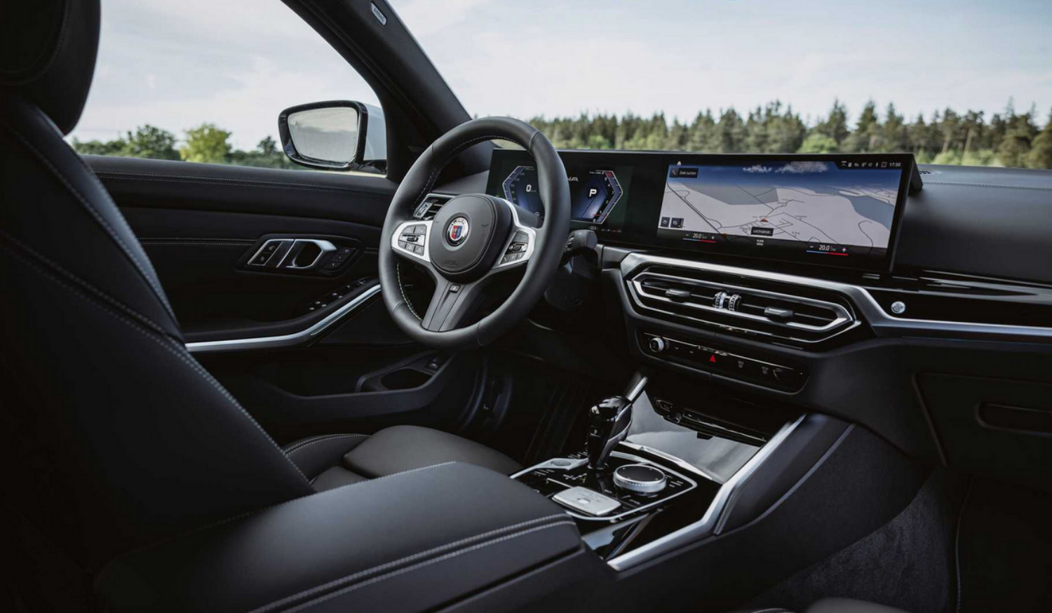 O interior (renovado) do Alpina B3