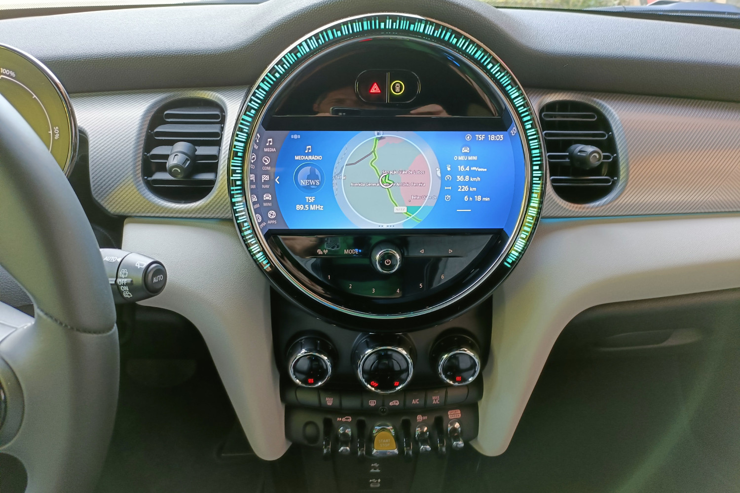 A Mini também adoptará o novo sistema operativo iDrive 9.0, embora com uma interface específica para a marca e, certamente, diferente da atual. Foto: Turbo