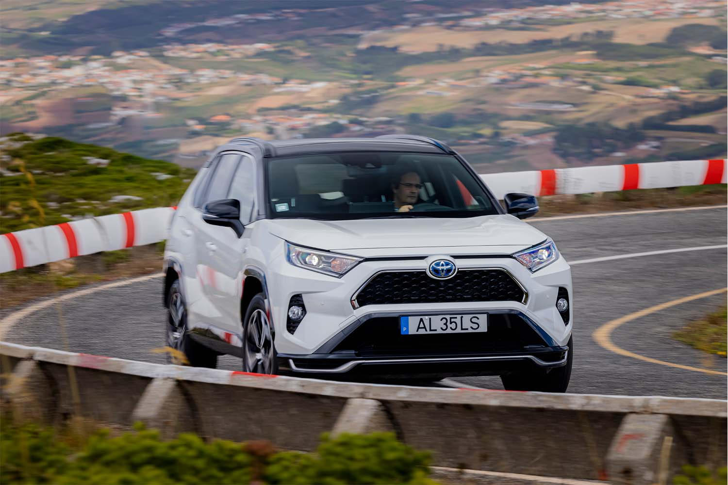 O Toyota RAV4 foi o modelo mais vendido no mundo, em 2022