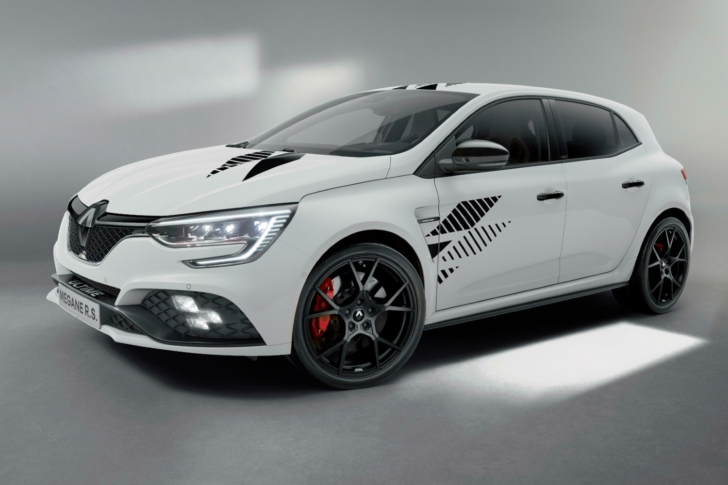 O Renault Megane R.S. Ultime deverá ser, como o próprio nome deixa antever, o último de uma estirpe de hot-hatches nascida em 2003