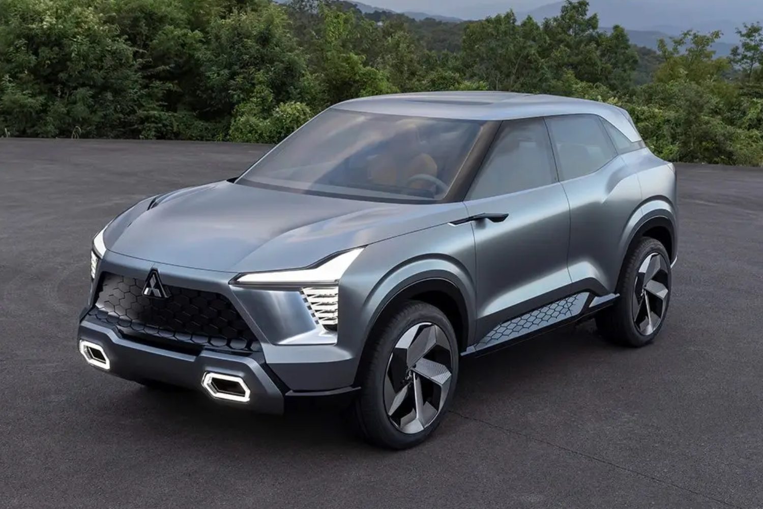 O Mitsubishi XFC Concept