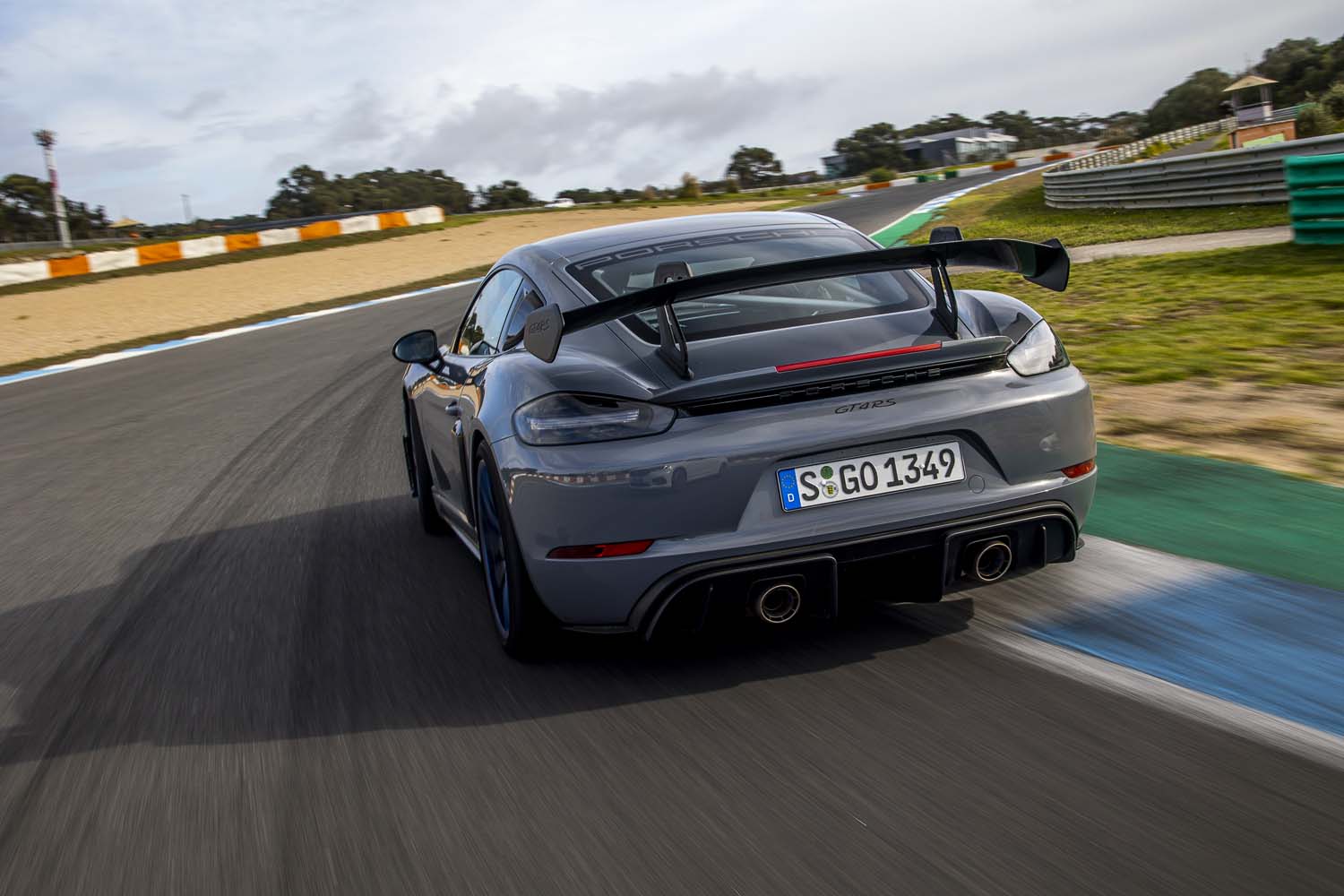 Asa traseira do Porsche 718 Cayman GT4 RS