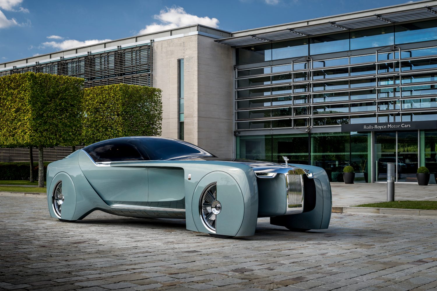 Rolls-Royce 103EX Concept