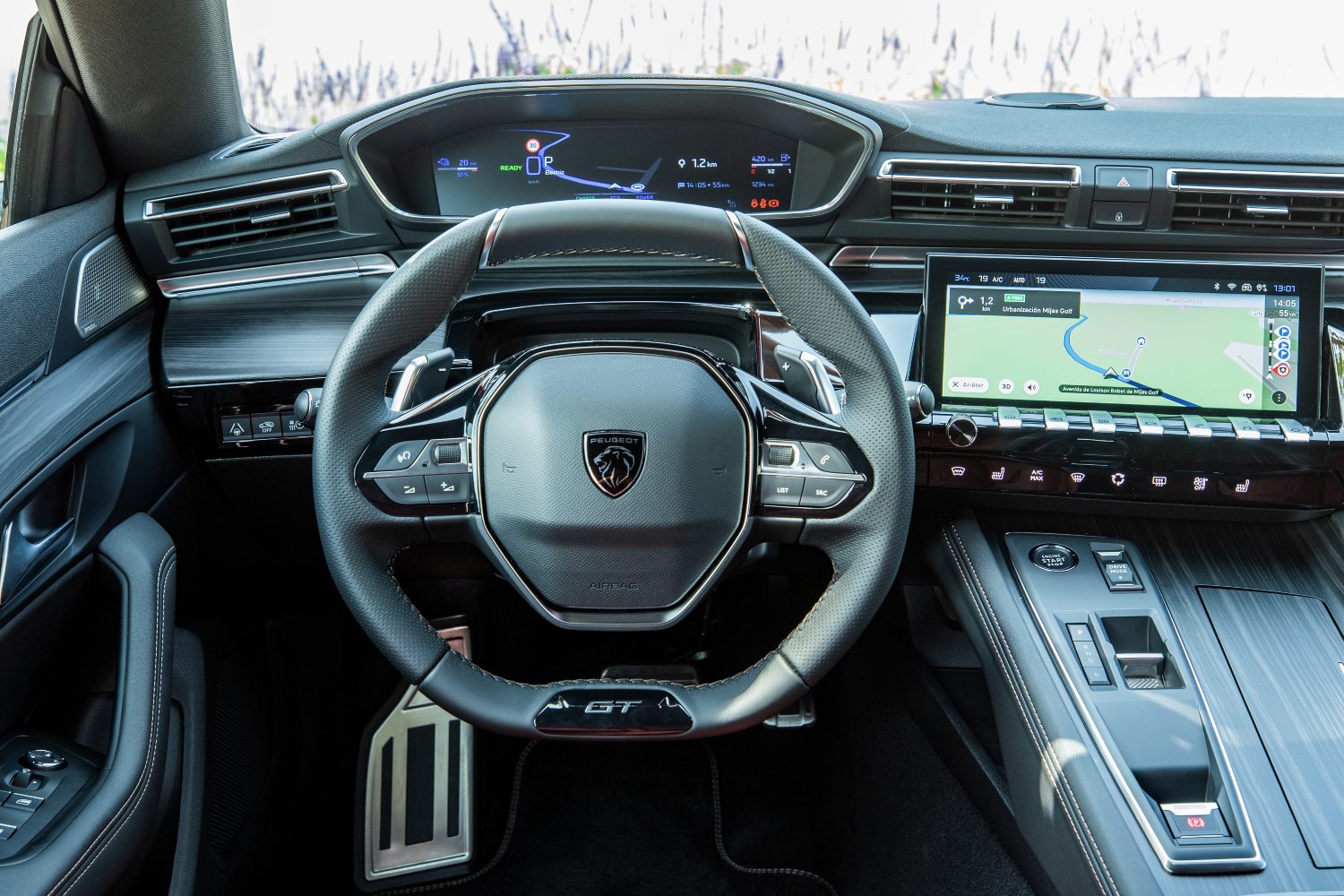 O cockpit do Peugeot 3008 e 5008