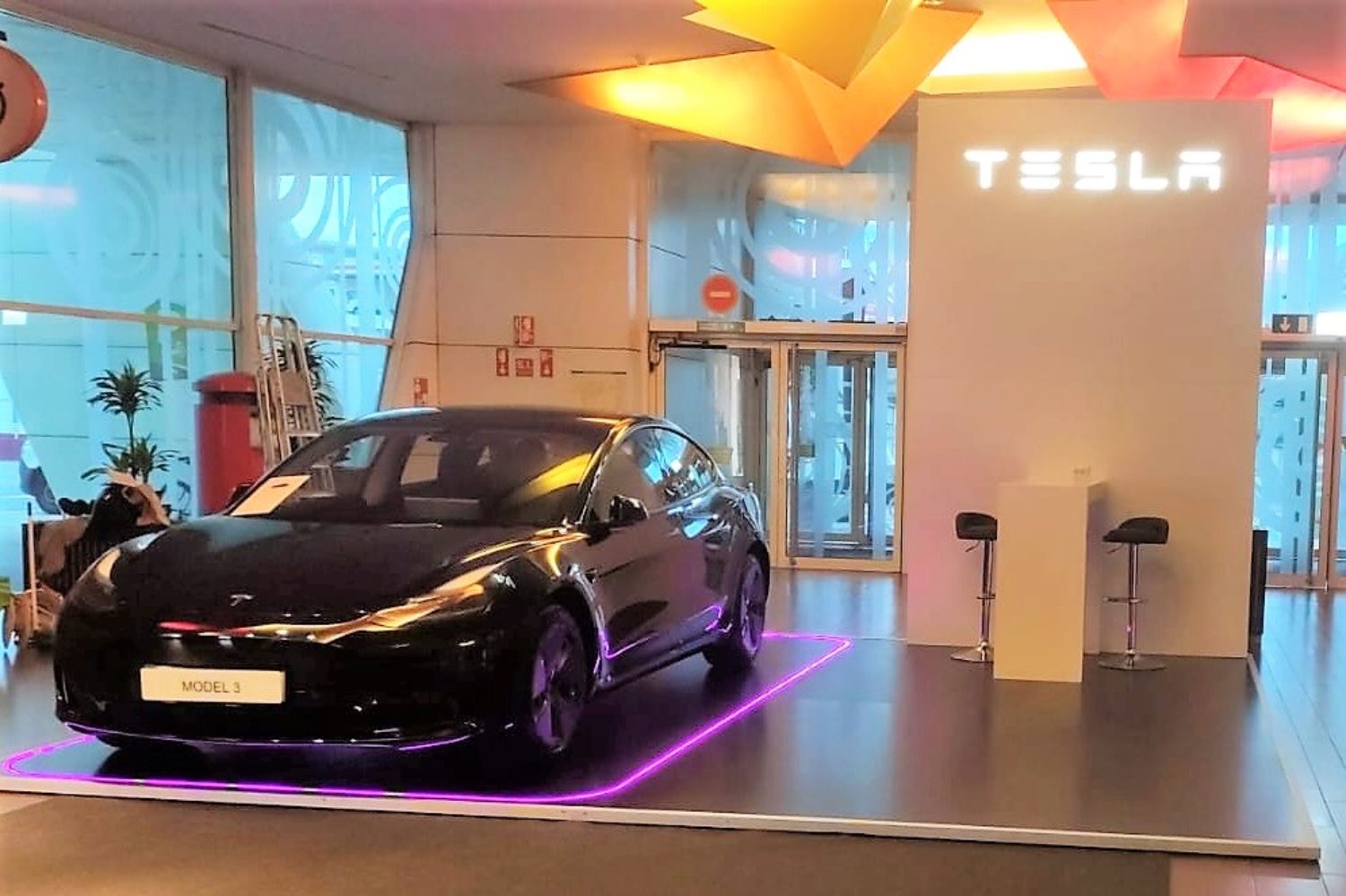 A Tesla Pop-Up Store no Leiria Shopping