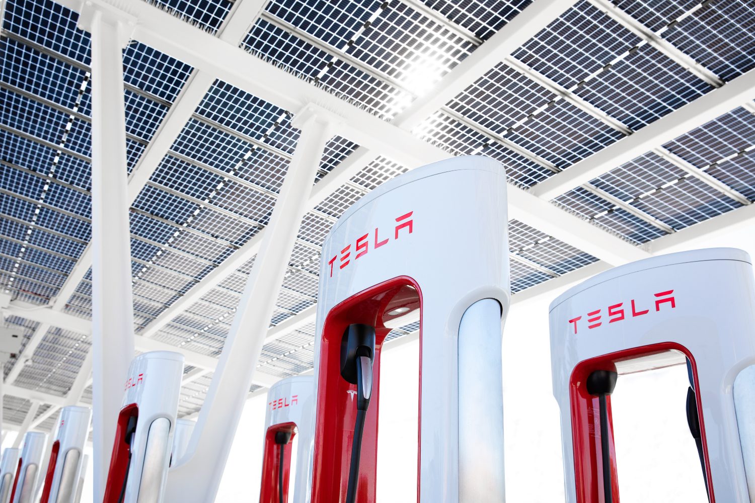 Os Superchargers da Tesla correm o risco de tornar-se mais concorridos; muito mais concorridos!