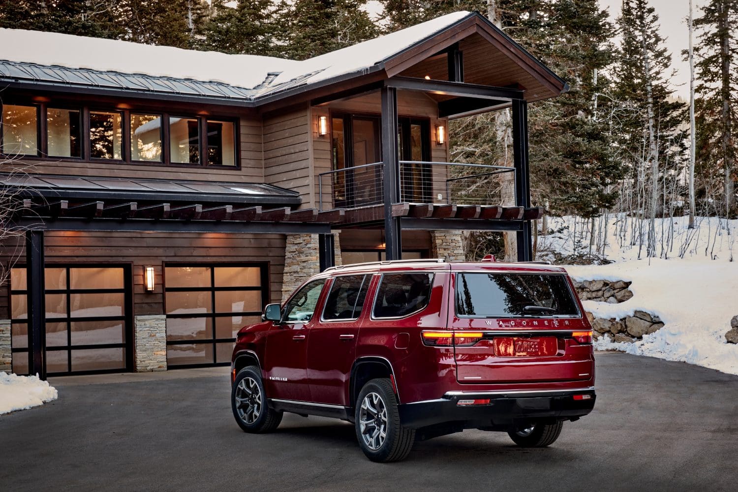 Aqui na variante de combustão, já em comercialização já nos EUA, o Jeep Wagoneer tem chegada prevista à Europa, apenas e só com propulsão elétrica