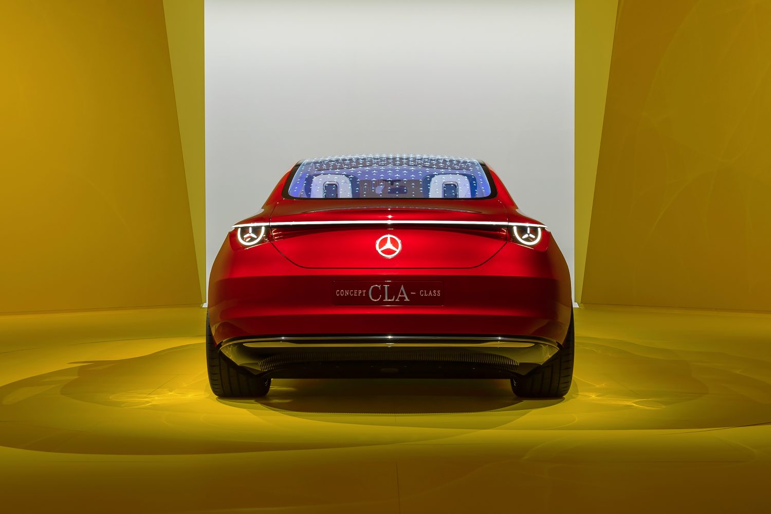 O Mercedes CLA Concept anuncia 238 cv de potência e mais de 750 quilómetros de autonomia