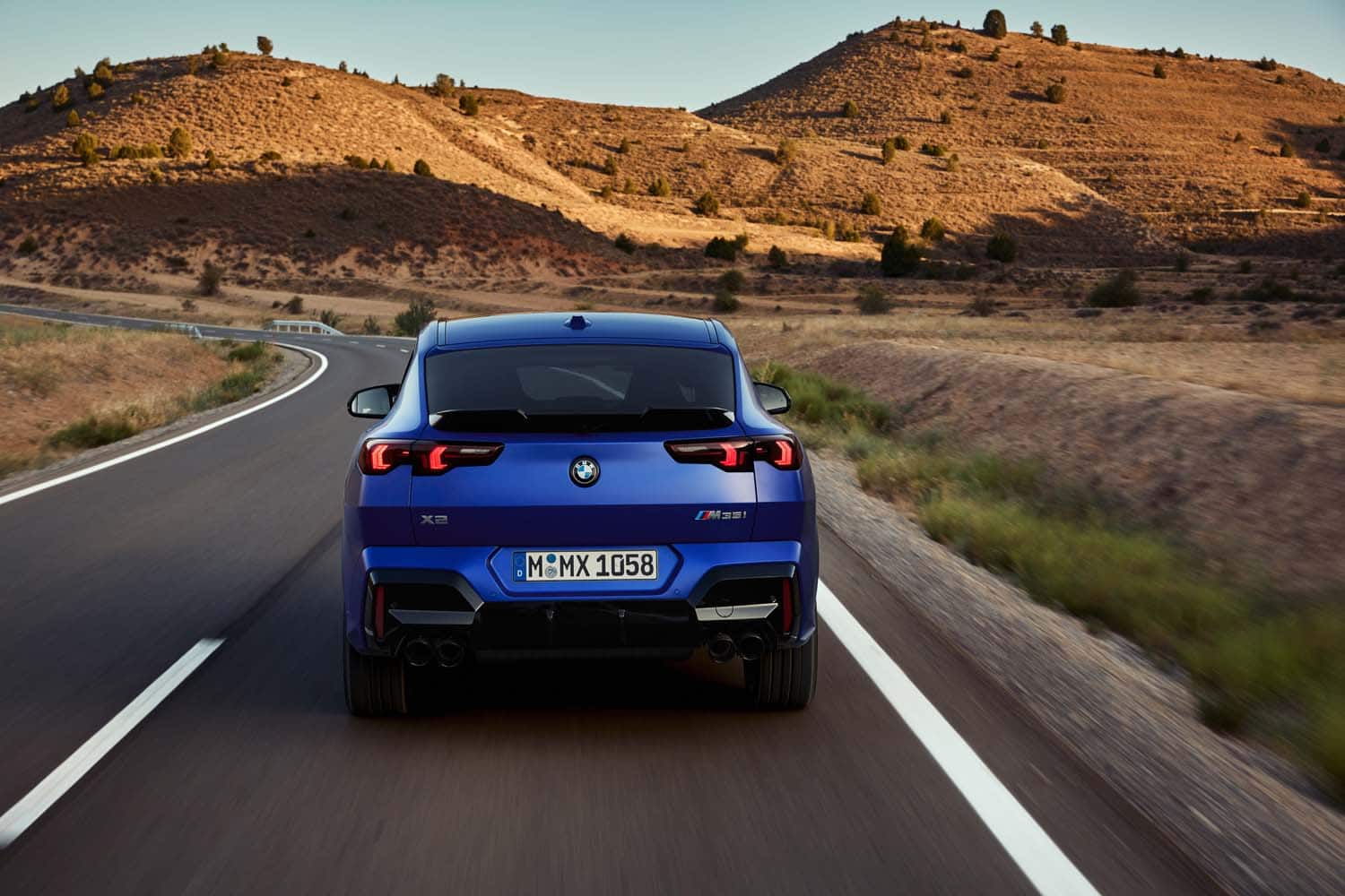 Traseira do novo BMW X2 M35i xDrive