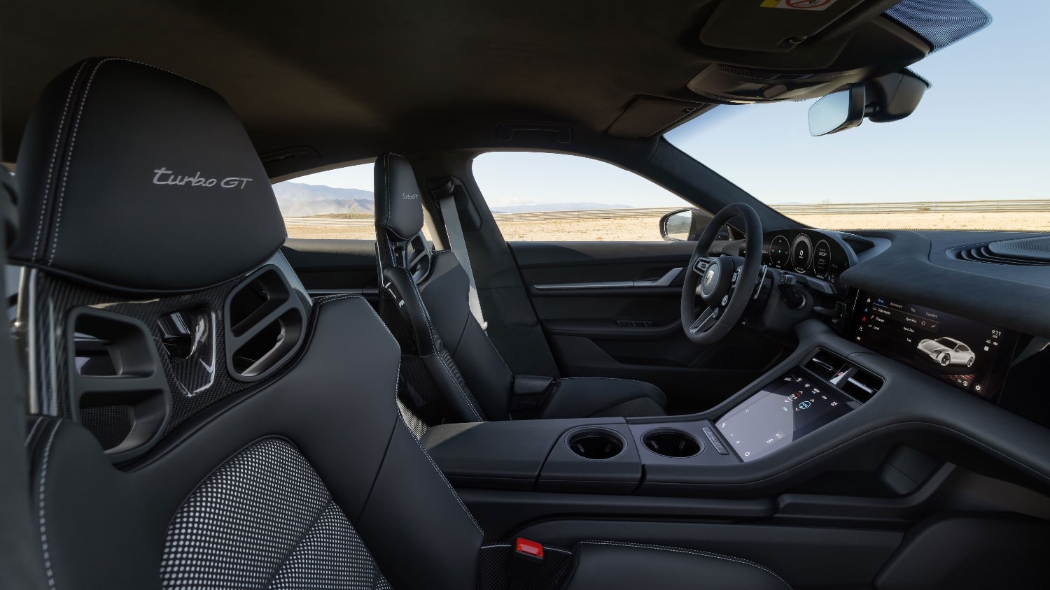 O interior do Porsche Taycan Turbo GT