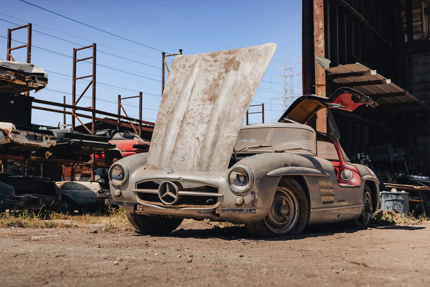 Um Mercedes-Benz 300SL. Foto: Kegun Morkin / RM Sotheby's